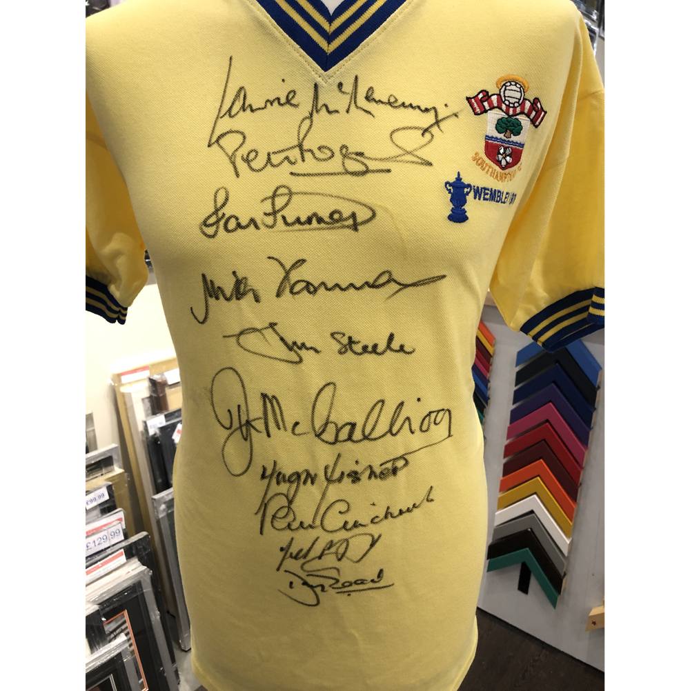 Southamption 1976 FA Cup winning shirt signed by 10